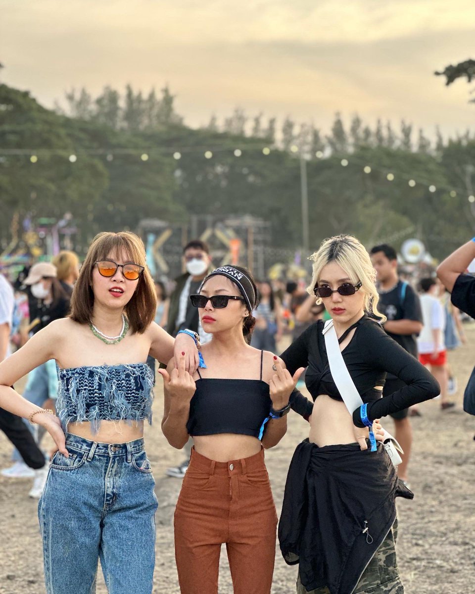 ydncha's tweet photo. DAY2🐮 #BMMF12 https://t.co/WU16xfF7dz