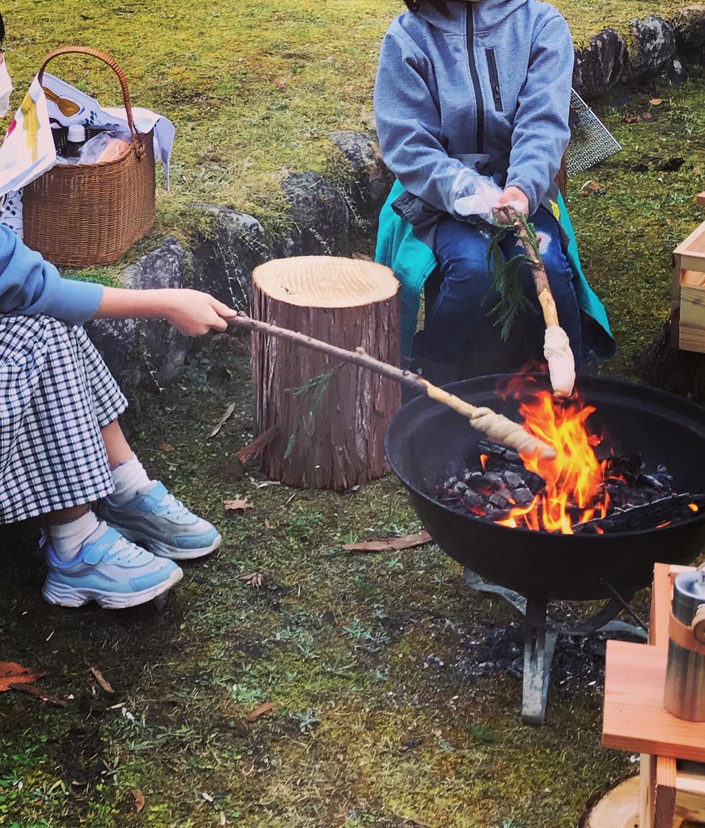 「 のムーミンに誘われて「焚火で珈琲andおやつパン会」で色々焼き焼きしてきたよ(」|Yasuko Uemura@前鬼くんのイラスト