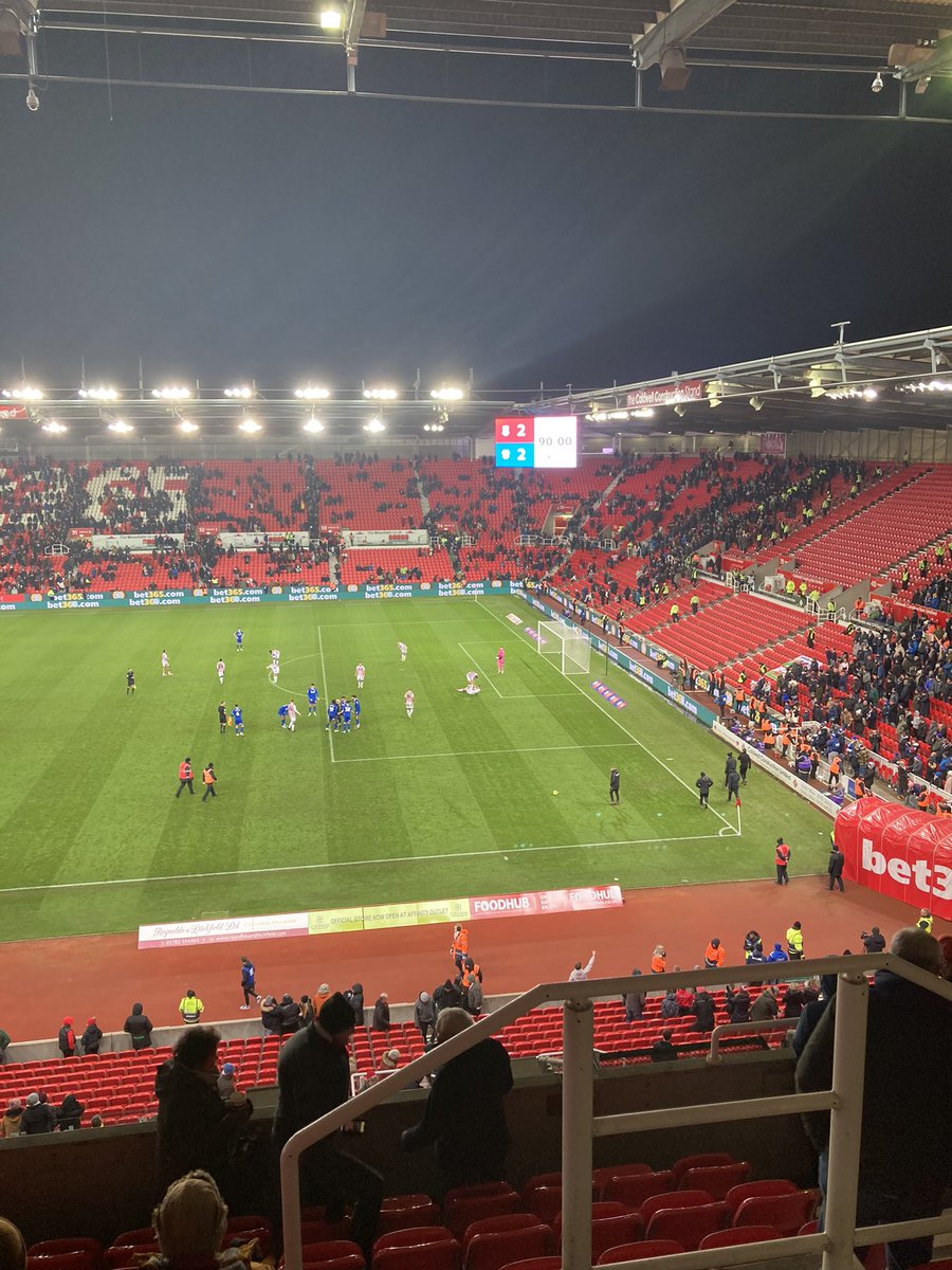josh_w_v's tweet photo. So after nearly 20 years at the Club I grew up supporting, yesterday was my last day @stokecity. I’m looking forward to spending Christmas with my family and then looking for something in the New Year. Please DM me with any potential job opportunities. https://t.co/FTHmiQYQHG