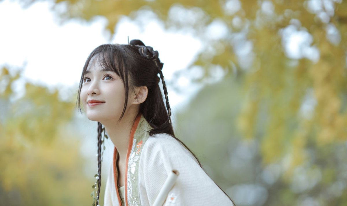 spaSLA168U66's tweet photo. The twilight is clear and light, the moonlight is like scorpion, and the rain is pouring, entrenched with mottled memories. Hold an oil-paper umbrella and wait for 【Shui Linglong】.
VX:A168R66
QQ:943300148    
#杭州spa 
#杭州按摩 https://t.co/5KfxK6INMA