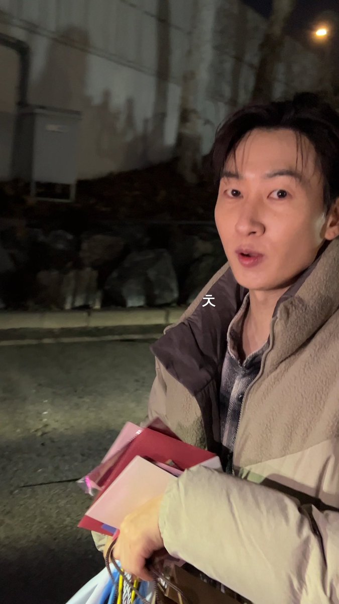 2haeks's tweet image. 20221211 Hyukjae 🥲