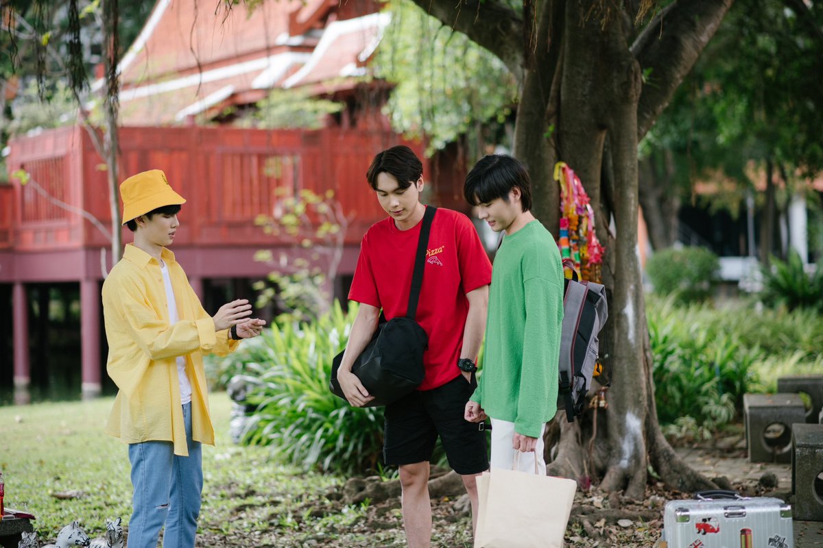 เห็นสีเสื้อแล้วคิดดีไม่ได้เลย 5555 😹

#ทฤษฎีรัก
#thetheoryseries 
#thetheoryseriesทฤษฎีรัก