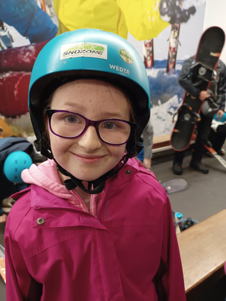 Rachel_Epic's tweet photo. Something a little different for E and her cousin this weekend @BeckyMay27 @MrJeff85 @staynorHprimary @XscapeYorkshire  #healthyselfie https://t.co/OVYRu83RyW