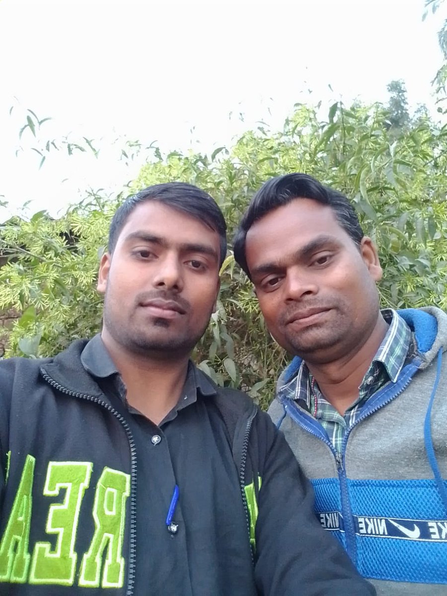 Enjoying Sunday with friend.
