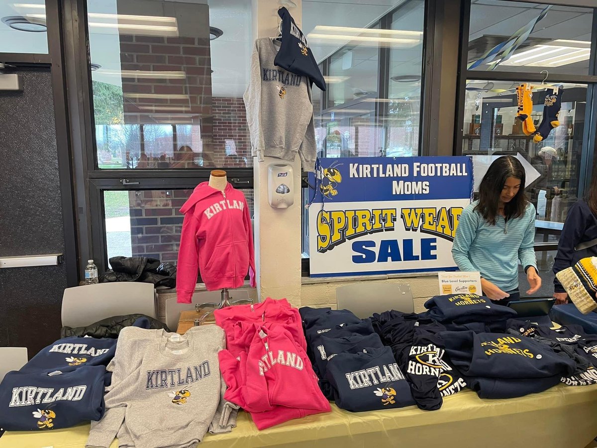 KirtlandFootballMoms tweet media