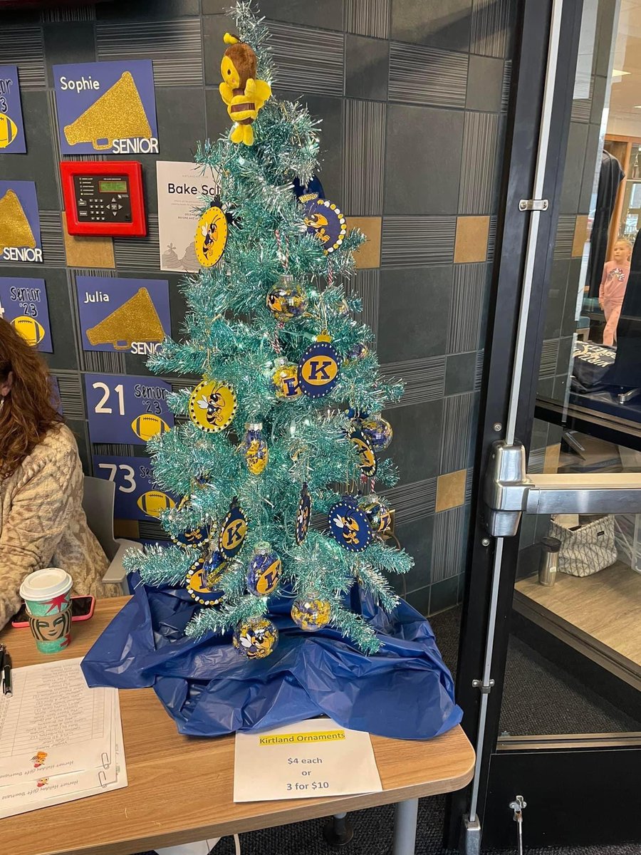 KirtlandFootballMoms tweet media