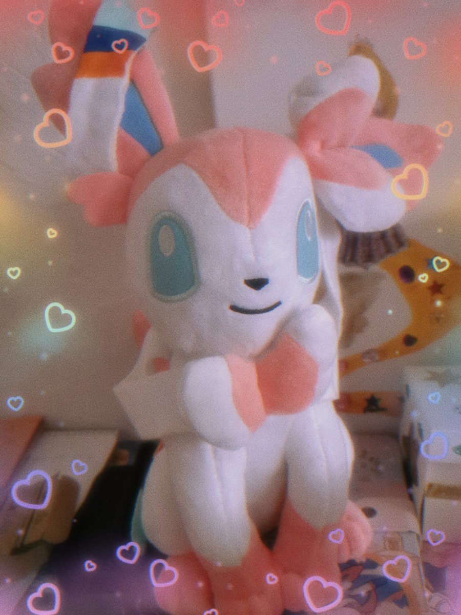 PeachyEstela's tweet photo. @Max_Kailer Ich möchte gerne #UltraMond haben, weil ich es nie gespielt habe, ich aber die Musik vom Spiel feiere 🎵
Mein Lieblingsfeen-Pokémon ist Feelinara, weil es süß und rosa ist. https://t.co/fU7D64MmlF