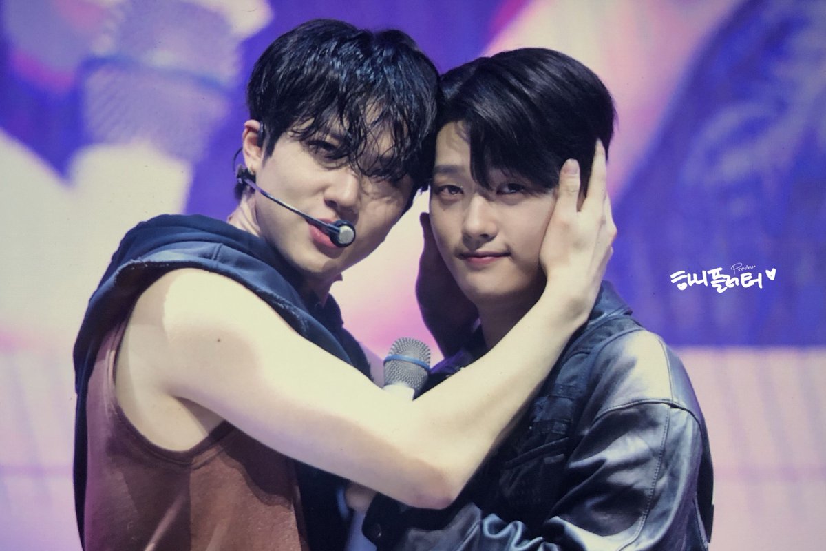 _Haniflutter's tweet photo. <preview>
221211 MERRY RUi DAY

#위아이 #WEi #김동한 #동한 #KIMDONGHAN https://t.co/KBI7yX3Rtz