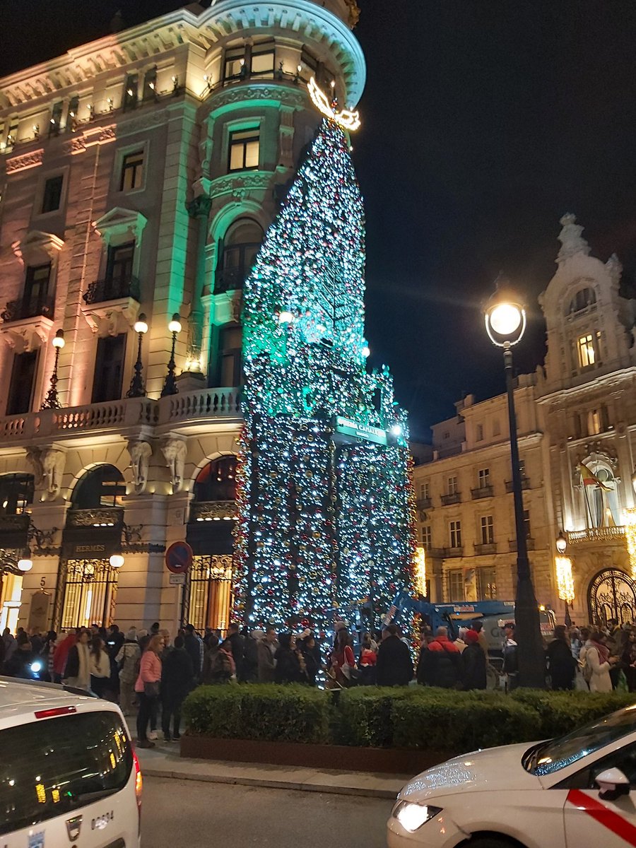 Navidad en la Puerta del Sol, pase lista y estaban todos,  no faltaba nadie 🤭