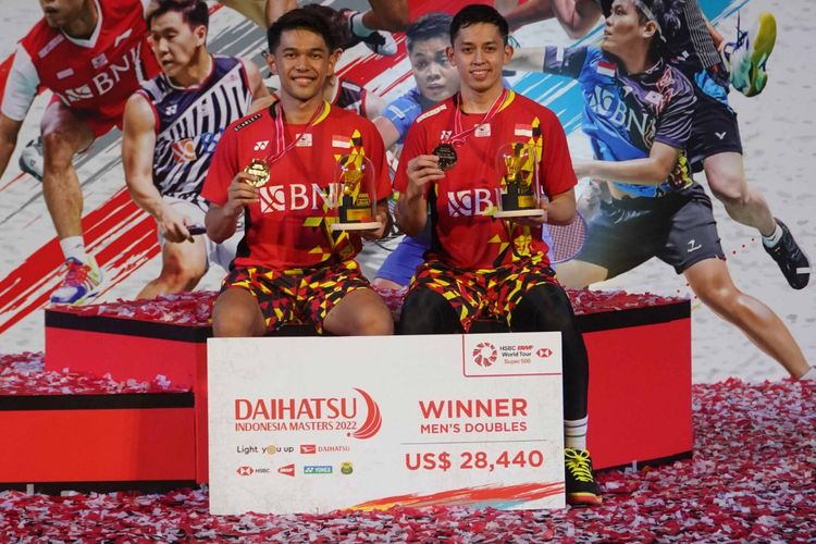 BadmintonLive1's tweet photo. RAPOT "FAJRI" DI 2022

#GO2022 [R16
#AE2022 [R32
#SO2022 [🥇]
#KO2022 [🥈]
#BAC2022 [SF
#TO2022 [🥈]
#IM2022 [🥇]
#IO2022 [QF
#MO2022 [🥈]
#MM2022 [🥇]
#SO2022 [🥈]
#BWC2022 [SF
#JO2022 [QF
#DO2022 [🥇]
#FO2022 [R16
#WTF2022 [SF

MATCH: 62
WIN: 50
LOSE: 12
WR: 80%

WHAT A JORNEY! https://t.co/JB5SFwxJYK