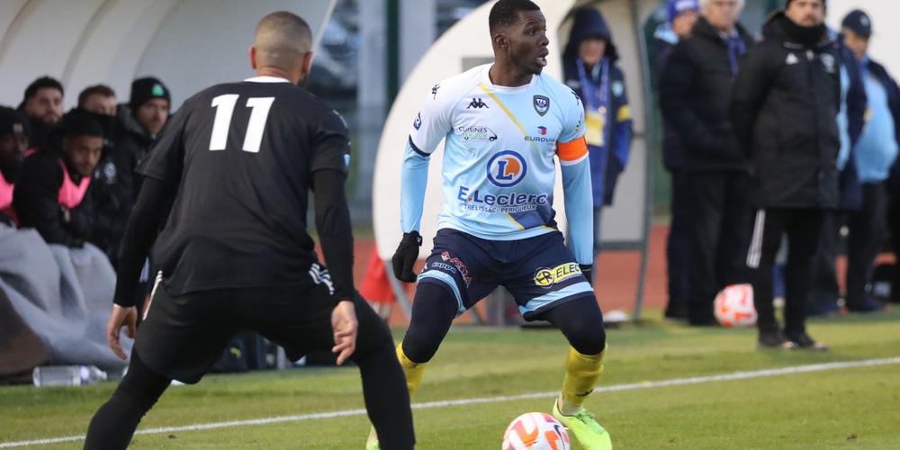 SO_Dordogne's tweet photo. Football (National 2) : un point qui laisse des regrets au @TrelissacFC comme au Stade Bordelais https://t.co/dzPjzJhfmF par @f_berterreche https://t.co/WsyJNJecPO