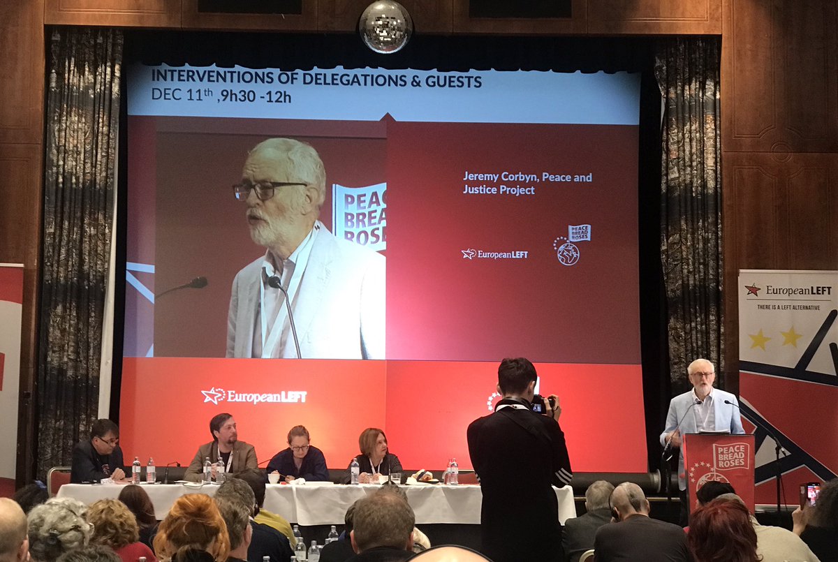 Jeremy Corbyn takes the word in @europeanleft congress to explain political and industrial situation in Britain. He also remembers #FreeJulianAssange #ELcongress2022