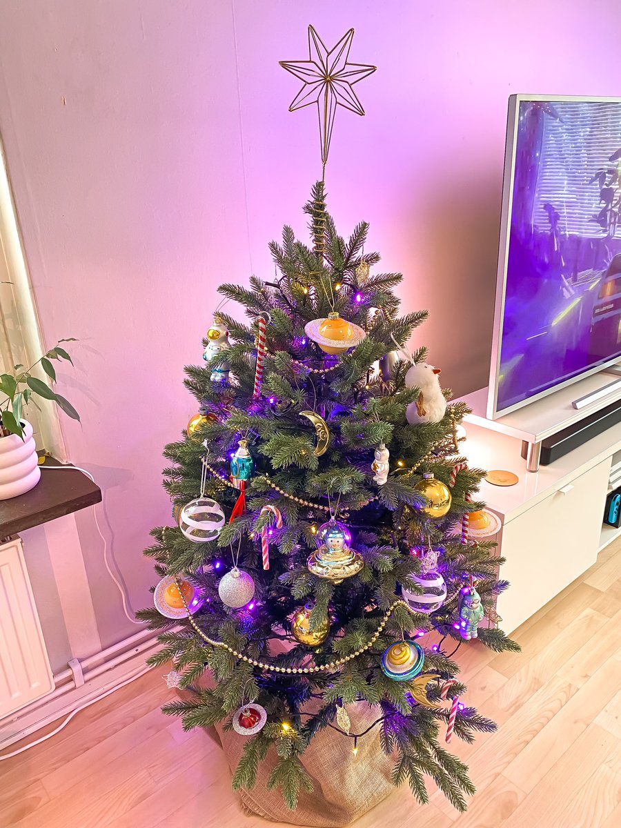 Space Christmas tree 🪐🌙✨