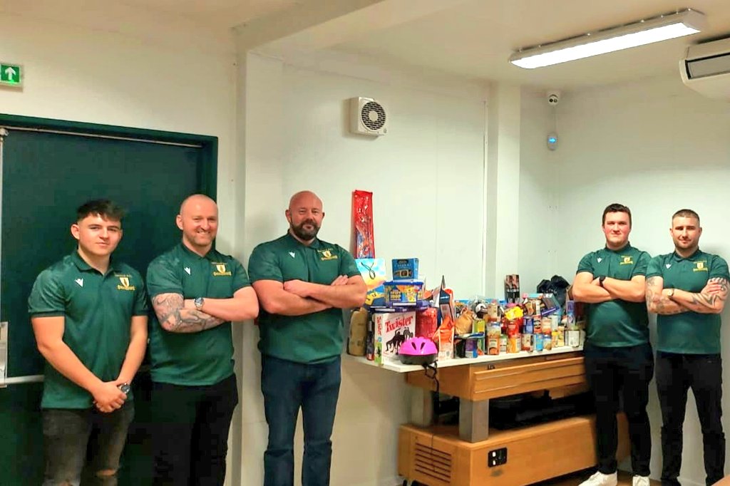 More than just rugby. Here's boys from our #TeamAthletic leading the collection of toys and food items for a local Charity and Foodbank. We're continuing to receive donations through next week, ahead of dropping the items off.

The Rugby Club is at the heart of every community ❤️