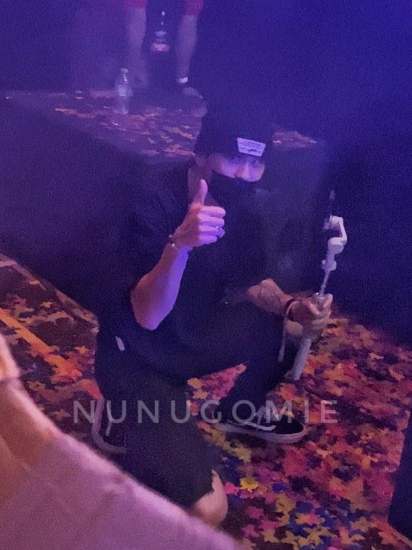 nunugomie's tweet photo. Hshshshs sowwrryyy @DPRIAN_ but john got my attention 😭🫠🙏🏻🙆🏻♀️💗✨
#DPRJOHN #JAWNSOWN #REGIMETOURJAKARTA https://t.co/bqxxYKBmnE