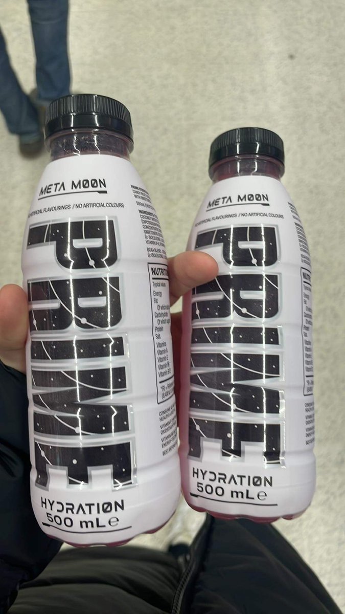 Con_Gregory's tweet photo. Finally got some @PrimeHydrate @KSI @LoganPaul https://t.co/NJ2Dimu3pY