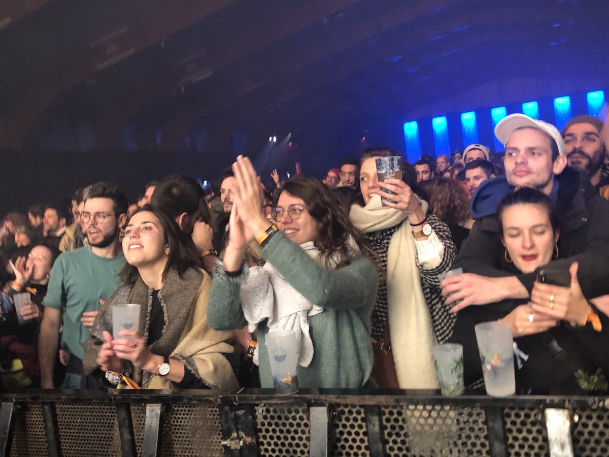 StephanePajot44's tweet photo. Samba angolaise, biguine antillaise, baiao brésilien… de quoi se réchauffer et danser à l’écoute d’Ayom, groupe de Barcelone emmené par la chanteuse et percussionniste brésilienne Jabu Morales, une première française prometteuse aux ⁦@TransMusicales⁩ de #Rennes https://t.co/APGbk0jMQR