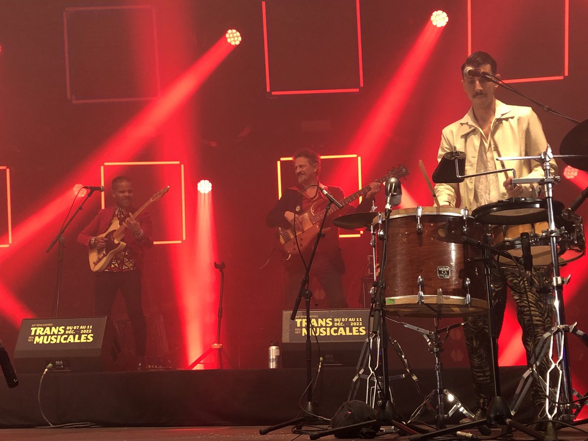 StephanePajot44's tweet photo. Samba angolaise, biguine antillaise, baiao brésilien… de quoi se réchauffer et danser à l’écoute d’Ayom, groupe de Barcelone emmené par la chanteuse et percussionniste brésilienne Jabu Morales, une première française prometteuse aux ⁦@TransMusicales⁩ de #Rennes https://t.co/APGbk0jMQR