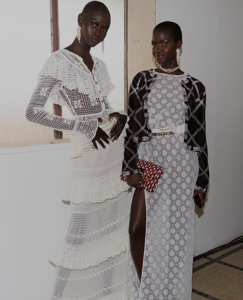 translatingfash's tweet photo. CHANEL 'Métiers d'Art' 2022/2023 https://t.co/EKN1PAduub
