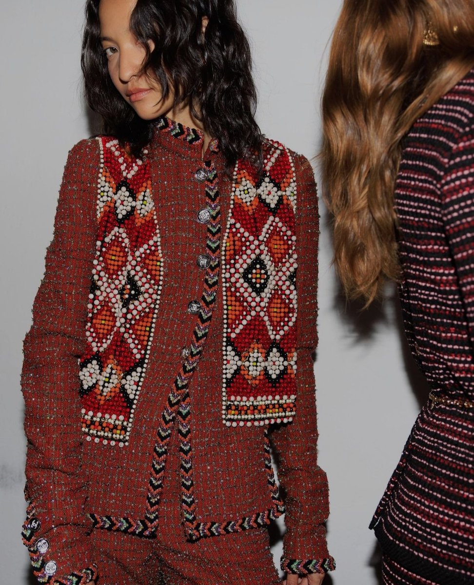 translatingfash's tweet photo. CHANEL 'Métiers d'Art' 2022/2023 https://t.co/EKN1PAduub