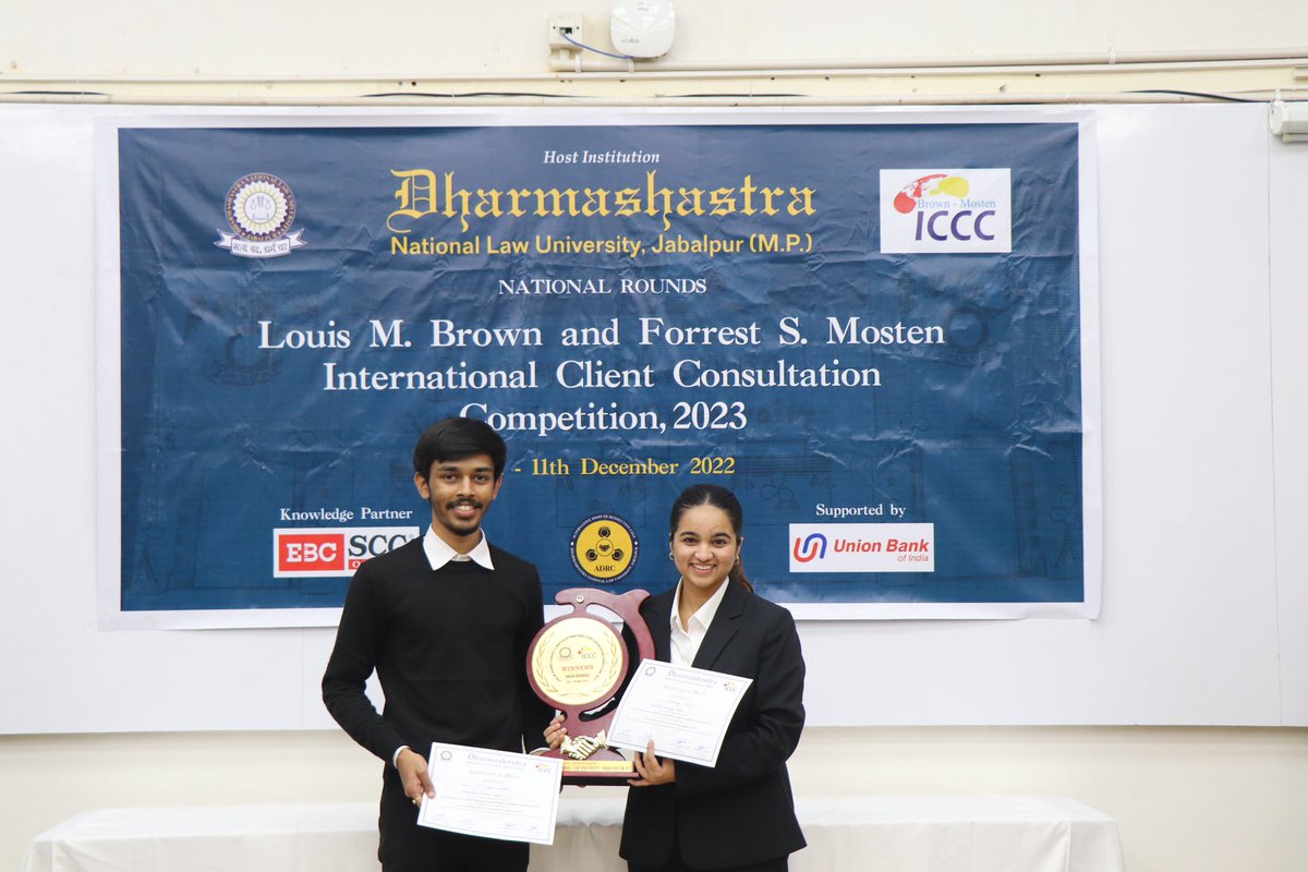 DNLUofficial's tweet photo. DNLU Jabalpur Congratulates NLU Jodhpur(@ADRC_NLUJ) for being the winner of National Rounds(India) of Louis M.Brown and Forrest S. Mosten International Client Consultation Competition, 2023.

Justice Atul Shreedharan graced the valedictory ceremony of the Event with his Presence. https://t.co/aqpr18zVs7