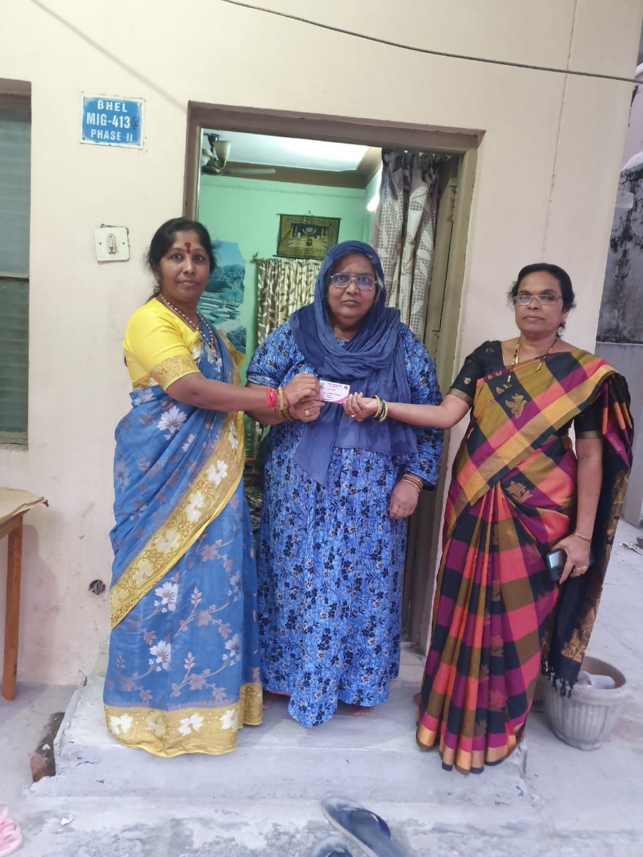 dctellapur's tweet photo. #Chairperson madam has moved to every #beneficiary of #newPensions and handedovered. Worth appreciated. 
@GMRMLAPTC 
@MinisterKTR 
@HarishRaoOffice https://t.co/BuL0YSSJMQ
