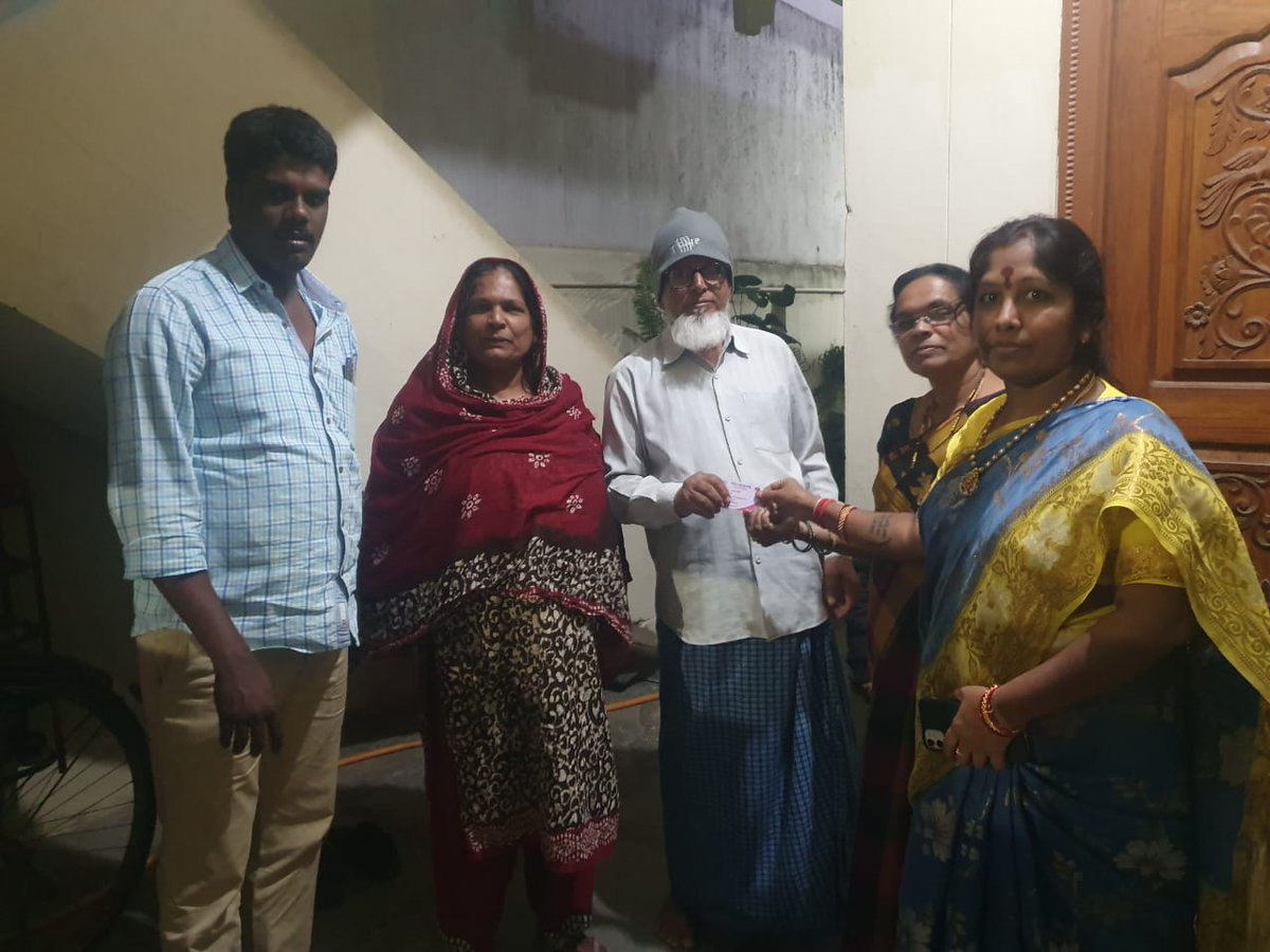 dctellapur's tweet photo. #Chairperson madam has moved to every #beneficiary of #newPensions and handedovered. Worth appreciated. 
@GMRMLAPTC 
@MinisterKTR 
@HarishRaoOffice https://t.co/BuL0YSSJMQ