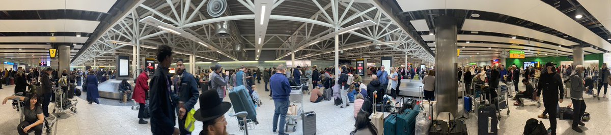 Patrick80594820's tweet photo. @HeathrowAirport This is the actual reality of #heathrow hours waiting - effectively held to hostage because you can’t leave without your bags https://t.co/2xK8t4ow52