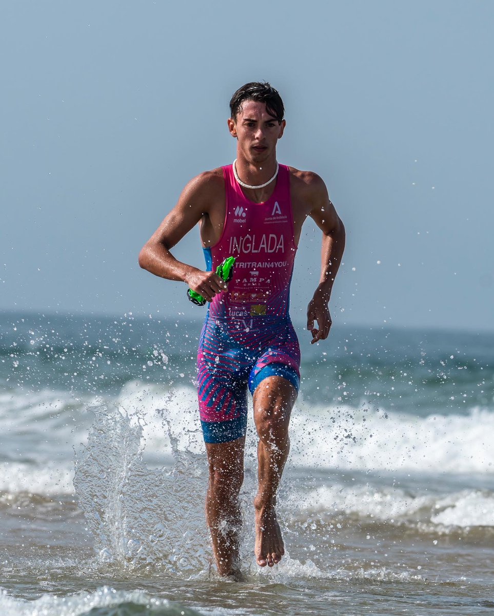 TriTrain4You's tweet photo. “Reunión Informativa Temporada 2023” 

El próximo Viernes 16 de Diciembre a las 19:00h en #o2cwMálaga 

➡️ Equipo de Competición 
➡️ Escuela Niñ@s 
➡️ Grupo de Entrenamiento 
➡️ Calendario 🗓️ 
➡️ Licencias 🪪 
➡️ Objetivos ✔️

¡Ven y únete! 🏊‍♂️🚴‍♂️🏃🏽‍♀️ https://t.co/fONSBTp3Ff