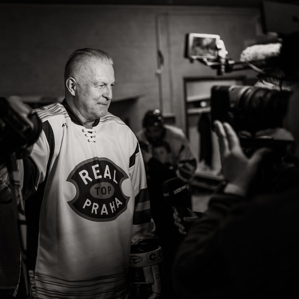 Real Top Praha tweet media