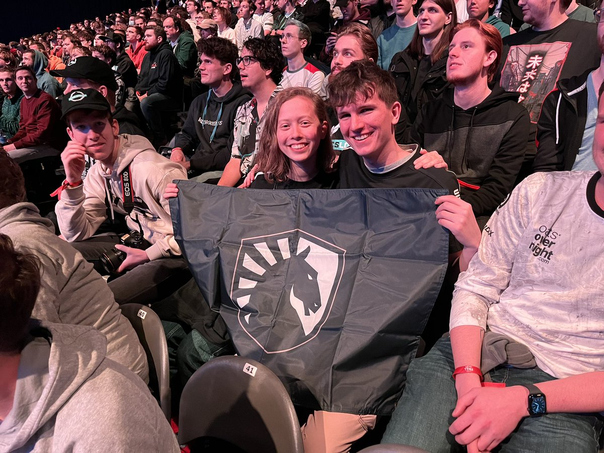 TeamLiquid's tweet photo. A huge thanks to all the fans who showed up and showed their support the best they could. We appreciate you!!! #FallMajor 💙 https://t.co/UIDdIEVxmJ