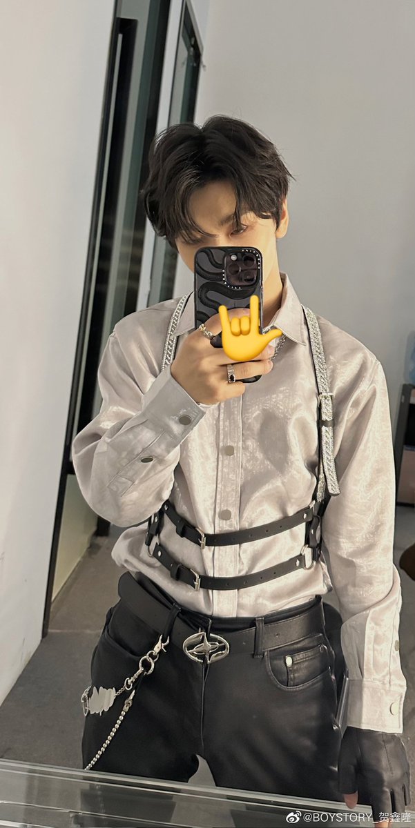 xinlongweb's tweet photo. [ #XINLONG #鑫隆 #BOYSTORY ]
—CASE143☝️4⃣️👌🤟·

-😸💌 https://t.co/GkJl16owlU