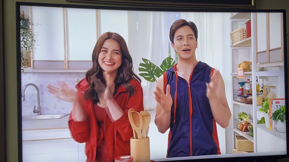 NastyMe6's tweet photo. #BeaDen Asan na Movie natin Jan?! @Aldenrichards02 #ALDENRichards #beaalonzo https://t.co/dU4XRkqFLm
