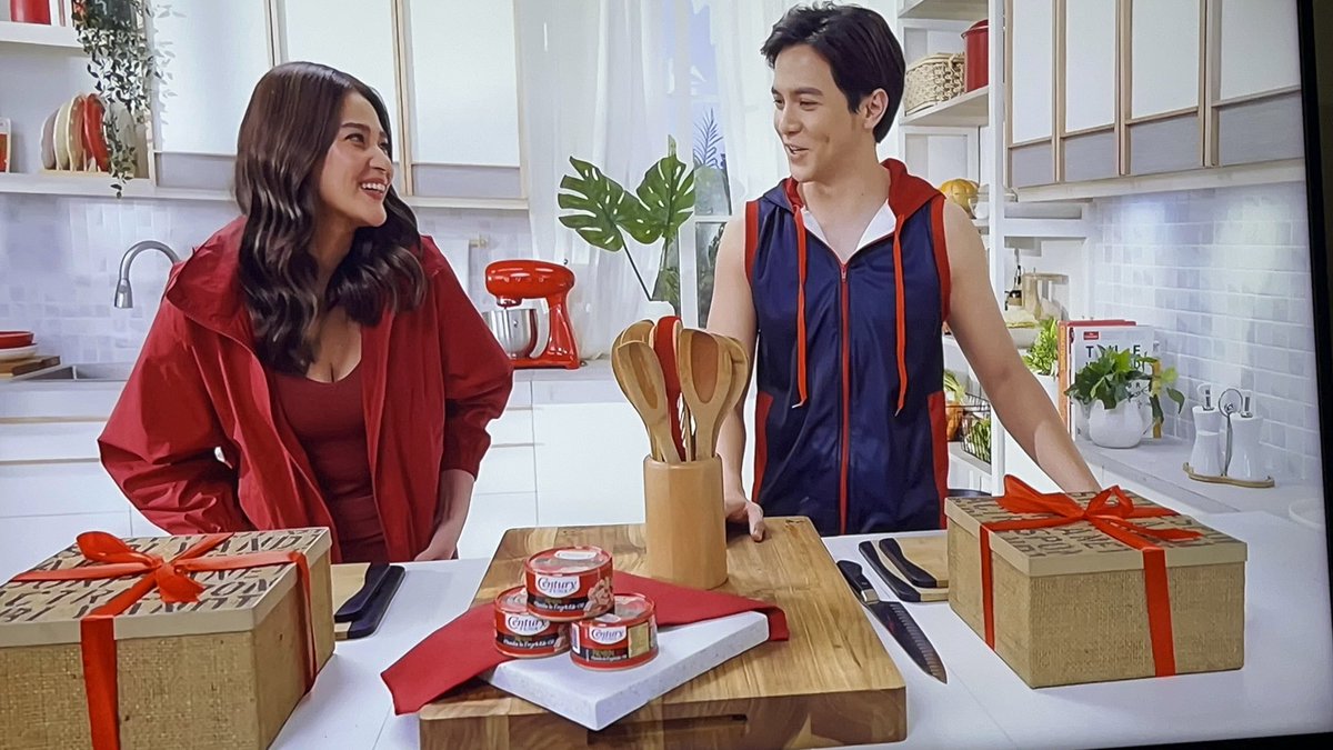 NastyMe6's tweet photo. #BeaDen Asan na Movie natin Jan?! @Aldenrichards02 #ALDENRichards #beaalonzo https://t.co/dU4XRkqFLm