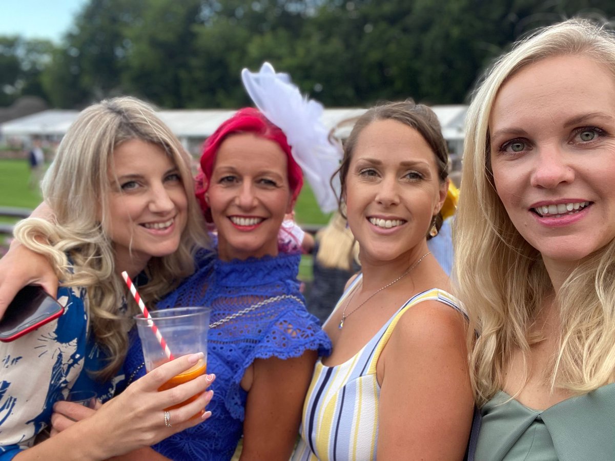 Housdini tweet media