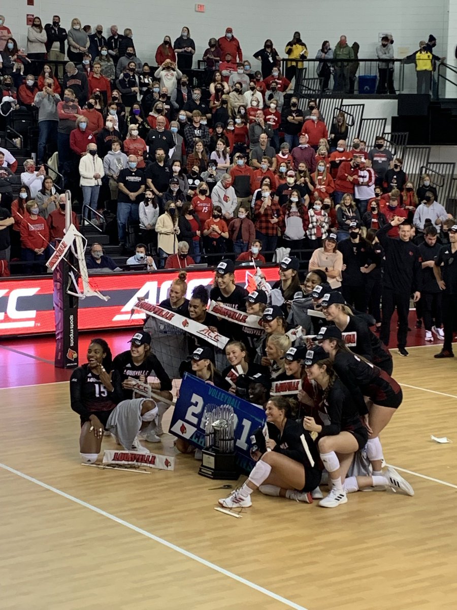 MasseyPeter's tweet photo. @ThatBoysGood They did last year when they won the ACC (undefeated)! https://t.co/H07ogwVv7g