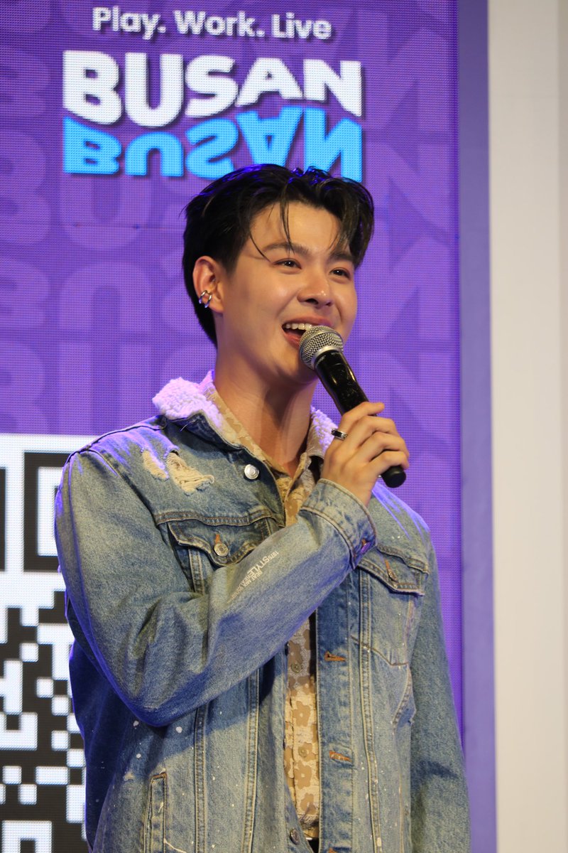 jnj_emptiness's tweet photo. ความฉดใฉของโลกใบนี้🌏✨

SAINT BILLY SENG X BUSAN
#BUSANxSaintBillySeng
#Saint_sup #MingEr https://t.co/yD3fTBo5eM