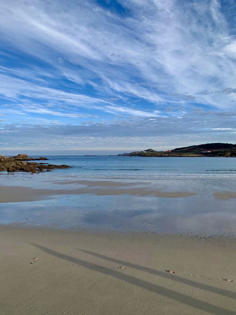 Me ha emocionado volver a #costadamorte en el 20 aniversario del desastre del #Prestige y poder disfrutar de la belleza, la intensidad y fuerza de su naturaleza y, sobre todo, del calor y cariño de sus gentes.

#LugaresMágicos
#Galicia💙🤍
#Camariñas
#Muxía