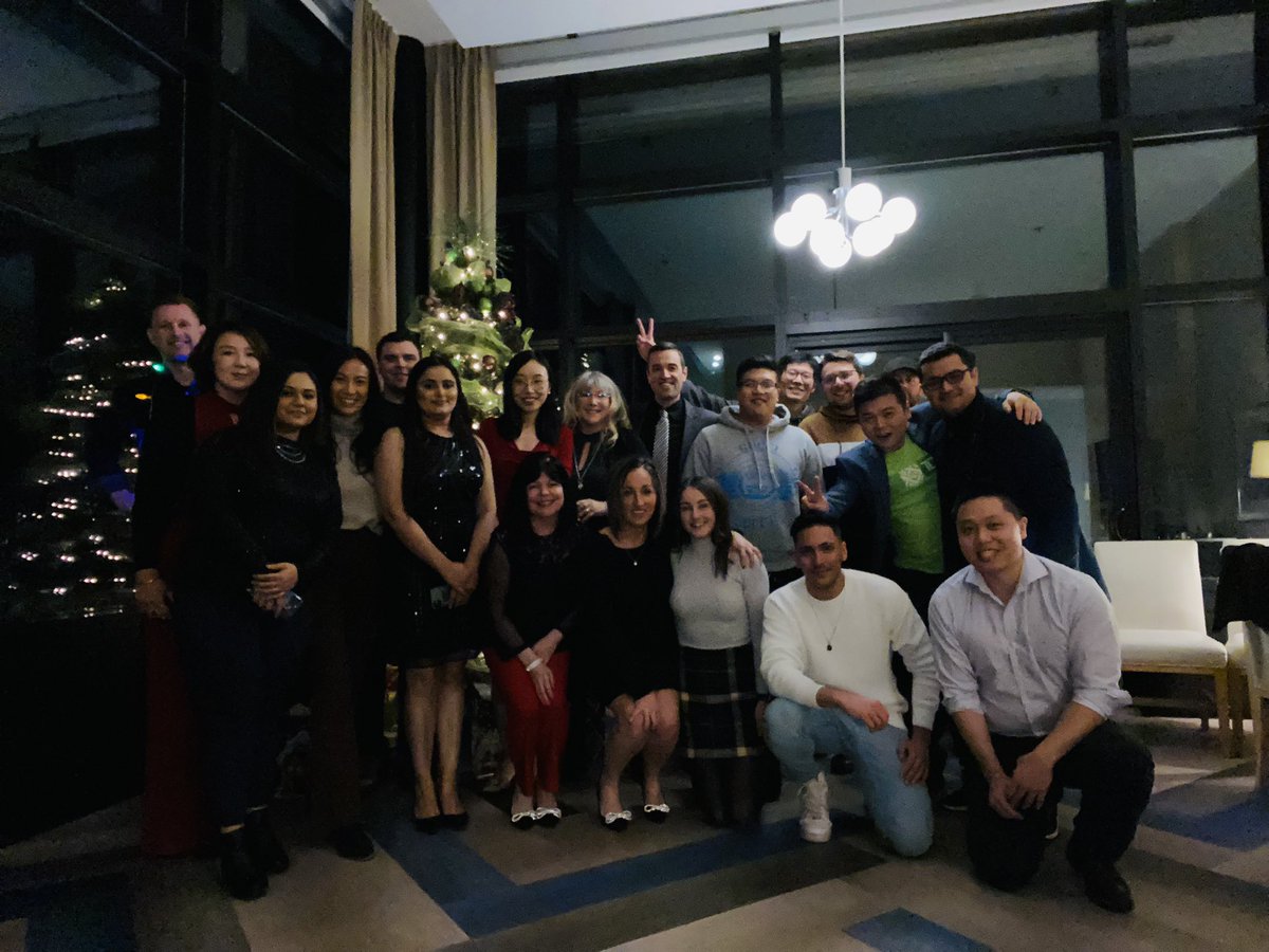 ChristinaFrizz4's tweet photo. What a great Holiday party with a the Fantastic 5680 team! Felt good to be able to celebrate all together again!! @Jennapellerin @GROVERROCKS @LikelyJeff https://t.co/j5s0H0BVZE