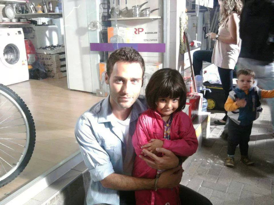 szolanita's tweet photo. 💕 SEÇKIN ÖZDEMIR 💕
#seçkinözdemir #favoriteactor #fankafa https://t.co/Pwvmj57o2B