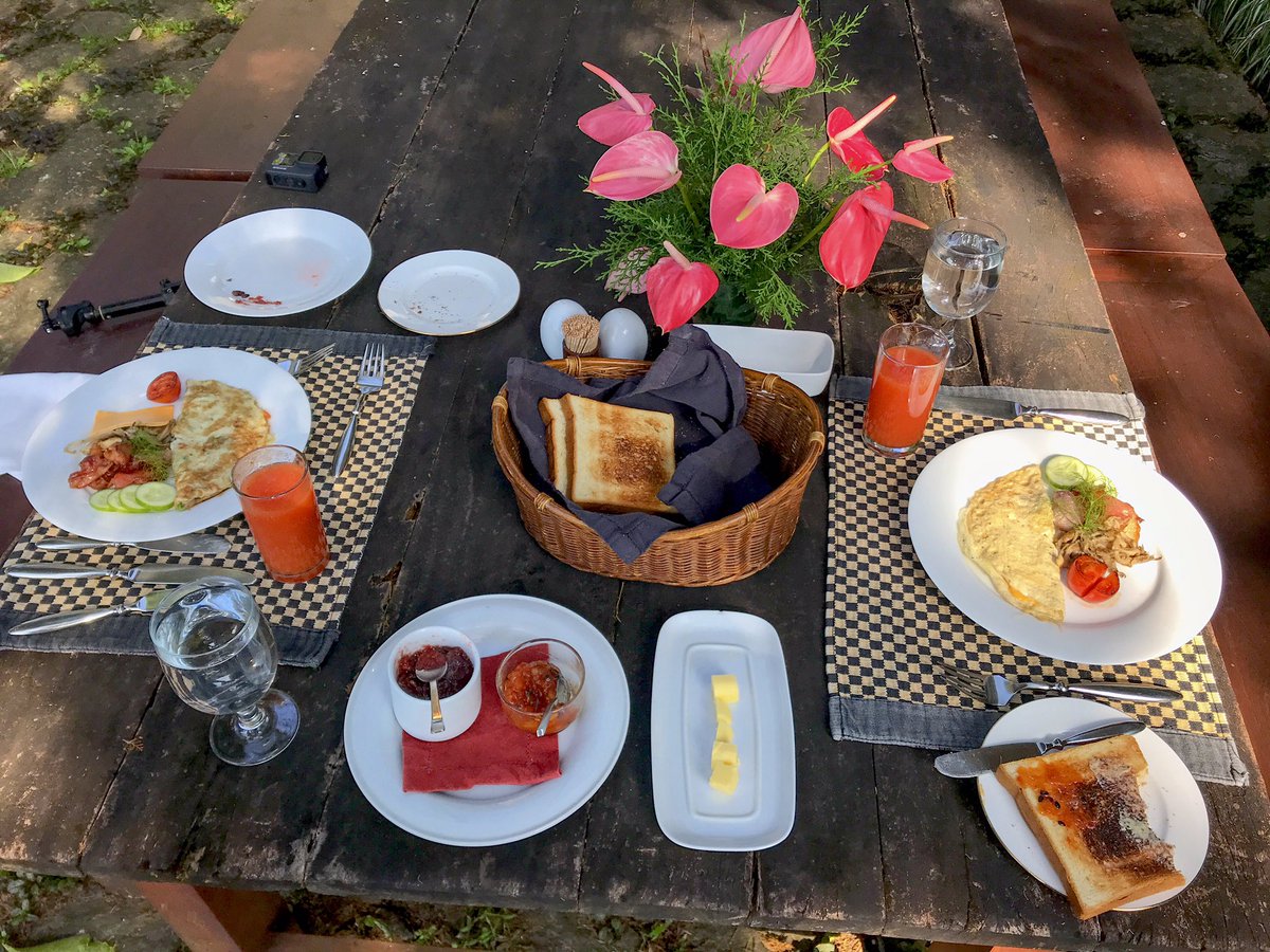 maduuz_diary's tweet photo. Location📍 Jetwing Warwick Gardens

#travel #food #foodie #foodblogger #foodlover #jetwing #jetwinghotels #jetwingwarwick #jetwingwarwickgardens #SriLanka #srilankatravel #srilankanfood #visitsrilanka https://t.co/k2TOyfvliT