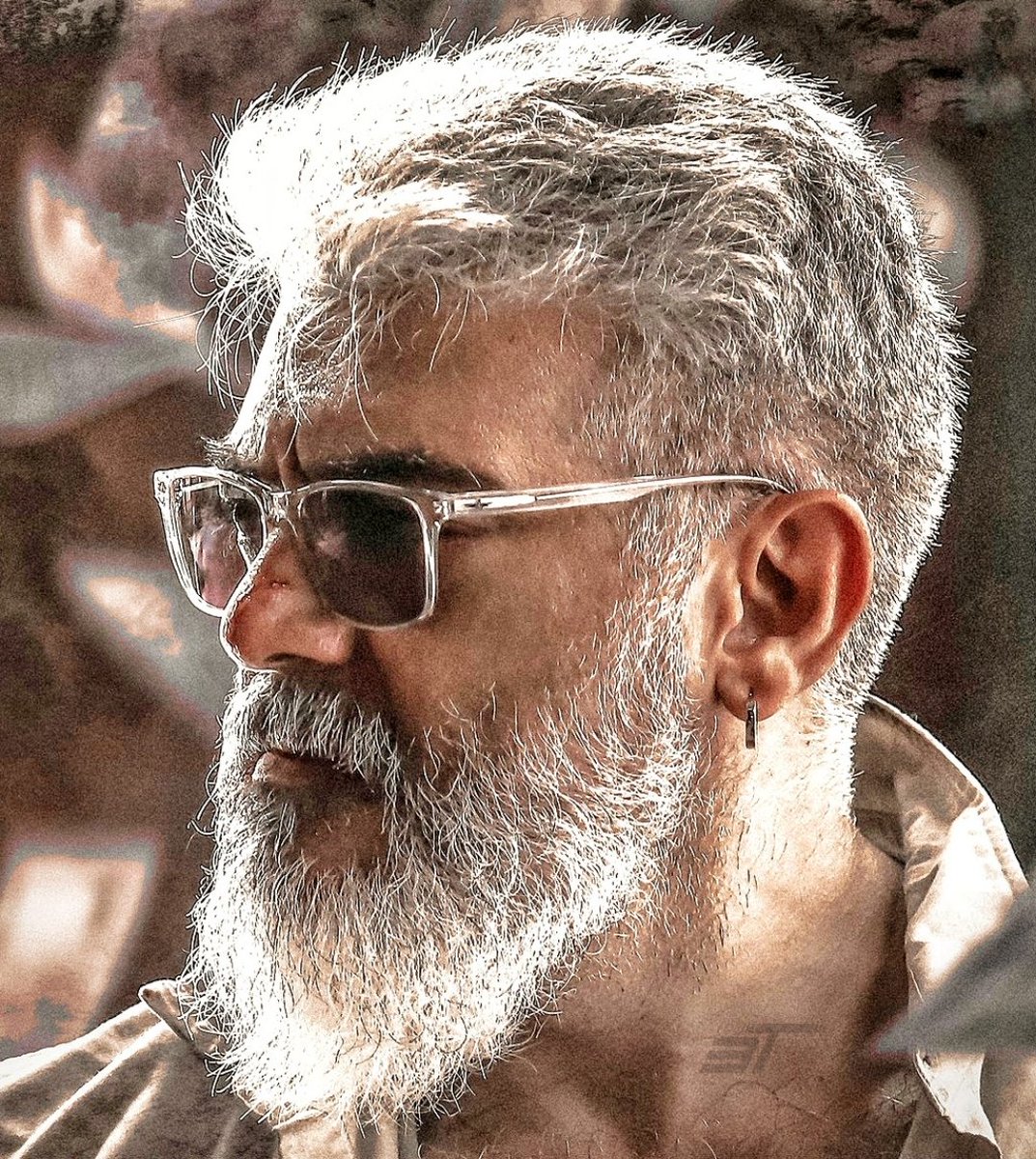 IndianBoxfice's tweet photo. Who Has More Fan Base in Kollywood ?

     RT #AjithKumar                Like #Vijay https://t.co/g04xUS4ynH