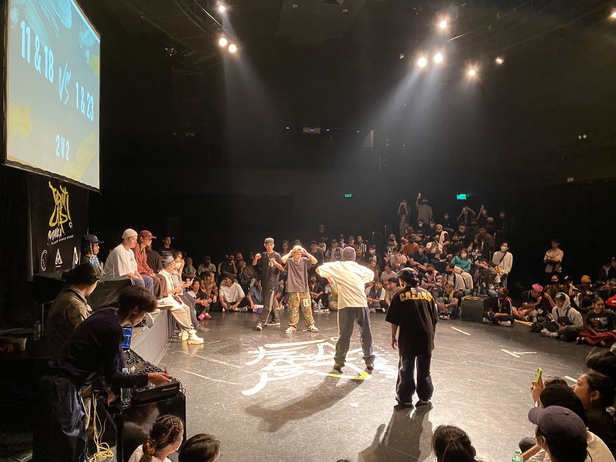 HAPPENING NOW: Our Top 4 2v2 Battlers are fighting for their way onto the Finals.

#HipHopAtItsFinest
#TurntUpManila2022
#LSDCStreetXAftermathXAK