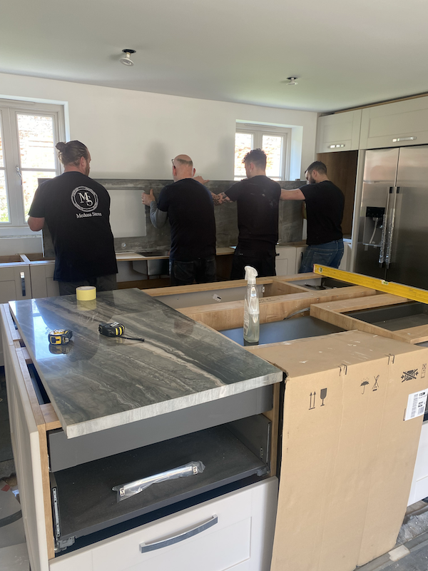 MedusaStoneLtd's tweet photo. The key to our success is the way we work together 🙌
#stonefeatures #teamwork #inspiraton #stonesurfaces #inspo #motivation #installation #homedesigns #modernkitchen #modernbathroom #usenaturalstone #monday #kitchenfeatures https://t.co/OgwhDakRlv