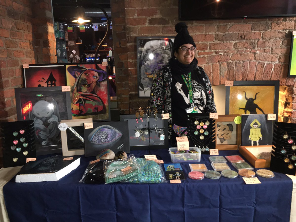 LivHorrorClub's tweet photo. We’re open and ready for some festive business. Come down and see what wonderful traders we have today. 

HORRIFIC XMAS MARKET
Sunday 11th December 
12midday - 6pm
At the Shipping Forecast (Slater Street)
Child, pet &amp; family friendly.
FREE ENTRY!

🎄🎃🎄👻🎄🎃🎄👻🎄🎃🎄👻 https://t.co/Po0pdSojHu
