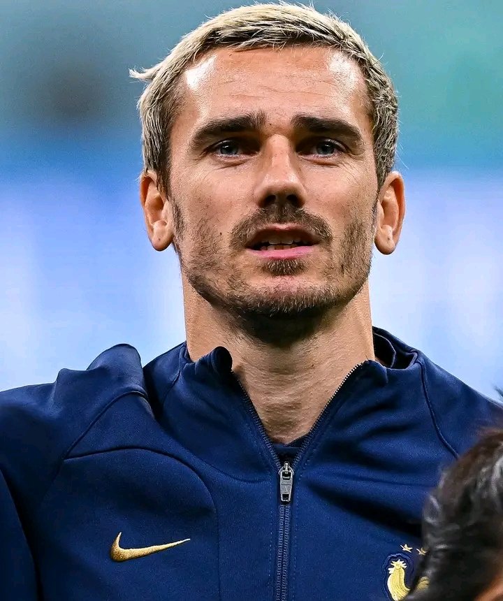 CobydarryCD's tweet photo. 🚨 Antoine Griezmann a encore réalisé une MASTERCLASS face à l'Angleterre 😍🇫🇷

➡ 58 ballons touchés
➡ 6 duels remportés
➡ 6 ballons récupérés
➡ 5 passes dans la surface adverse
➡ 5 transversales
➡ 2 occasions créées
➡ 2 passes décisives https://t.co/gOb28cd556
