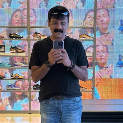 SHREENATH69's tweet photo. #NewProfilePic https://t.co/2erFYe4OBx