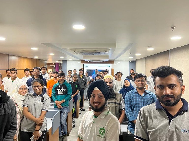 mithilshah135's tweet photo. *WELCOME OUR NEW TEAM*

It is our pleasure to welcome our 300 New Team Members into our IANT family. Thanks to the vision of our MD #Bhakti Mam to have made this possible for enabling the Young aspirants to make their career in IT field. https://t.co/pbrDseyZT7
