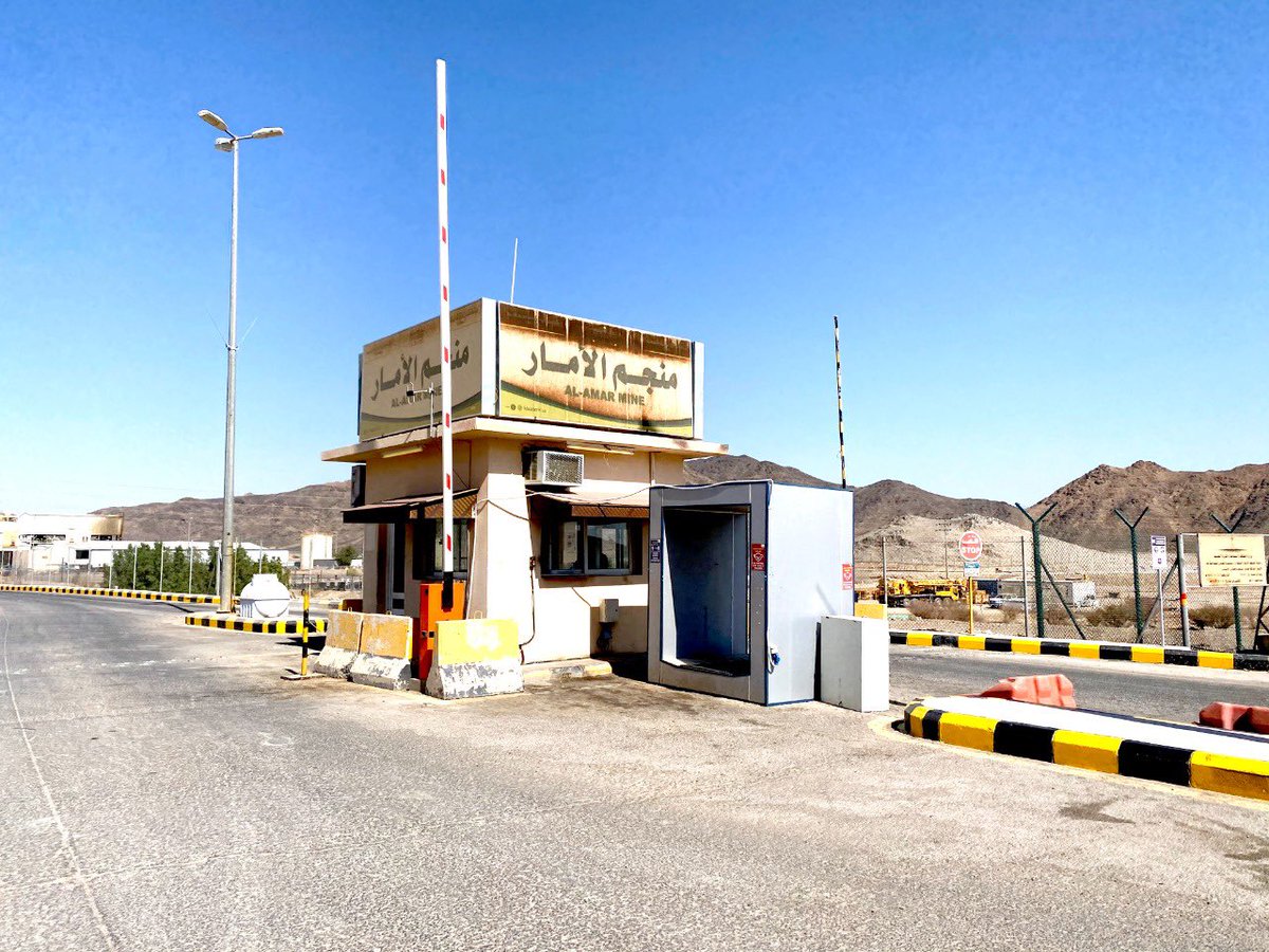 ibnlaboun's tweet photo. منجم الأمار أحد أكبر ٧ مناجم للذهب في المملكة ومن أقدمها
جنوب غرب الرياض، 40 كم عن القويعية.
عند الحافة الشرقية للدرع
بدأ استكشافه حديثًا سنة ١٩٥٥م، وشغلته #معادن وبدأت إنتاج الذهب منه ٢٠٠٨م
إدارة #المنجم و"#الجيولوجيون_السعوديون" يتيحون فرصة نادرة للمهتمين لزيارته (انظر الإعلان) https://t.co/MZV9Vrvz95