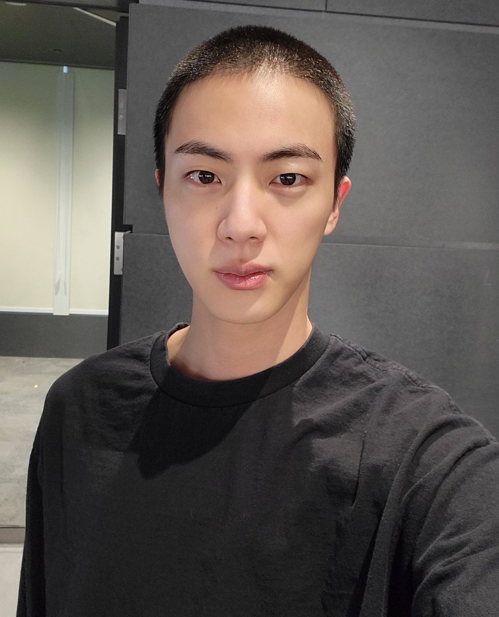 uarmybrry's tweet image. does it ever                          just how fast
drive you                                 the night
crazy                                         changes